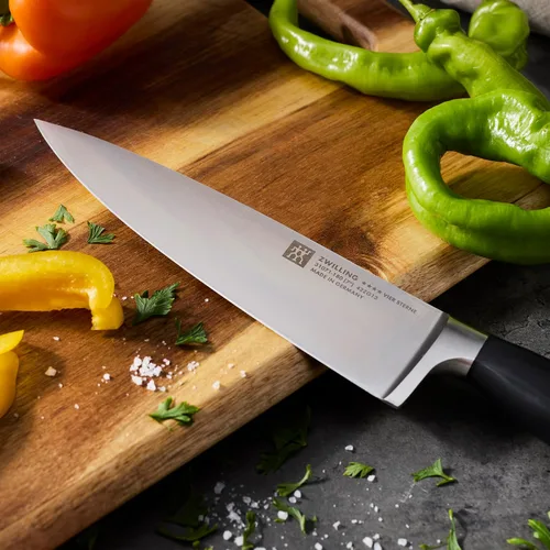 Vista 5 de ZWILLING Cuchillo de chef Four Star de 7 pulgadas