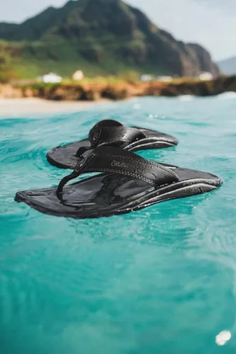 Vista 6 de OLUKAI mens Flip Flop