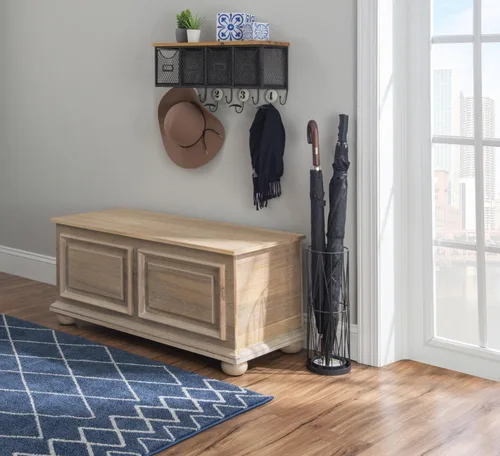 Vista 2 de Powell Muebles Chadwick Cedro Cofre Natural