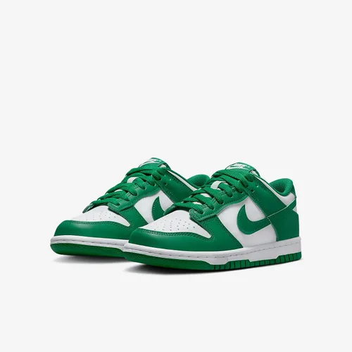 Vista 37 de Nike Kid's Dunk Low Sneaker