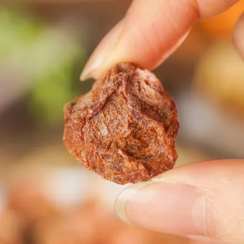 Vista 3 de Ciruelas secas de azúcar moreno – Bocaditos de frutas conservadas dulces y picantes con rico sabor a melaza, aperitivo suave y masticable, bolsa