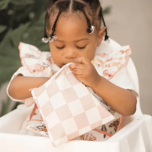 Vista 4 de Tiny Twinkle Bolsas reutilizables para bocadillos para niños – paquete de 3 bolsas para aperitivos y bolsa para sándwich para niños pequeños