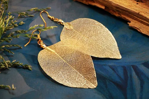 Vista 5 de Joyas de hoja de oro rosa y plata para mujer. Pendientes de hoja natural y collares circulares colgantes. Elegantes conjuntos de joyas colgantes.