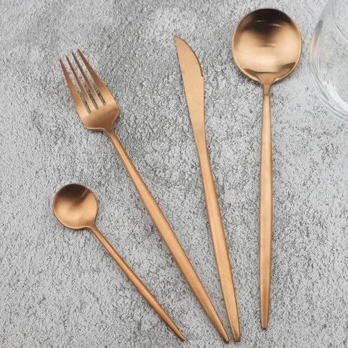 Vista 18 de Juego de cubiertos de oro mate, 5 piezas de acero inoxidable 18/10 con acabado satinado, servicio para 1, cuchara tenedor de cuchillo con pajitas