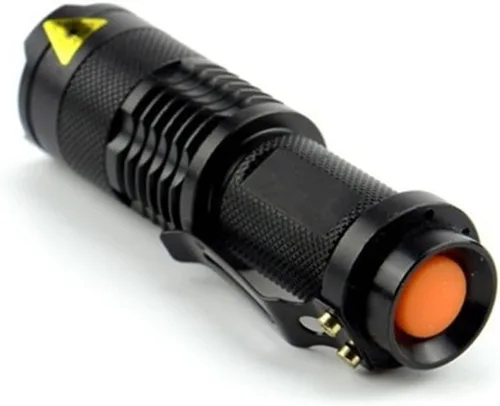 Vista 9 de 10 linternas LED de alta luz, mini linterna impermeable de bolsillo con 3 modos, enfoque ajustable zoomable para camping, senderismo