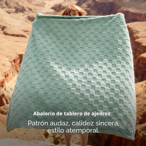 Vista 3 de Bedsure GentleSoft - Manta verde salvia para sofá, manta de forro polar a cuadros, regalos de Navidad para mujeres, hombres y niñas, bonita manta