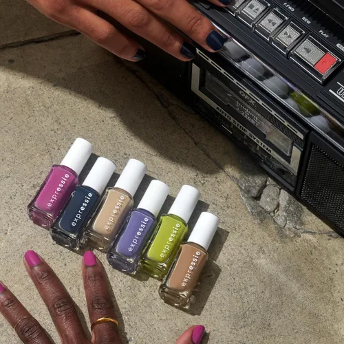 Vista 4 de essie Expressie - Esmalte de uñas de secado rápido, vegano, Power Moves, azul, Feel the Hype, 0.33 onzas líquidas