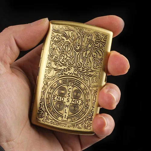 Vista 8 de Metal Embossed Cigarette Box, Can Hold 12 Pieces Thick Cigarettes, Unisex, Double Sided Spring Clip, Copper Chrome Plated Material, Pressure