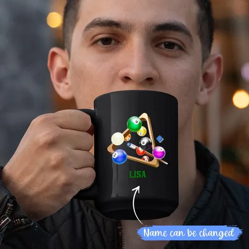 Vista 2 de Taza de billar personalizada, taza de café de billar, taza deportiva personalizada, regalo para los amantes del billar, taza de té negro de 11