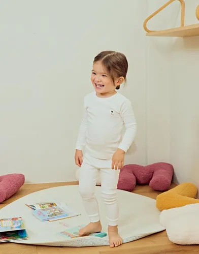 Vista 3 de moimoln Pijama de algodón suave y liso de manga larga para bebés y niños, 6 meses a 5 años