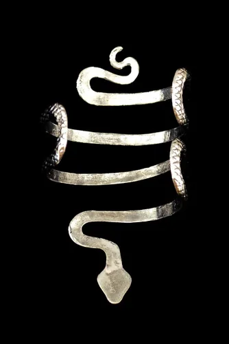 Vista 4 de idealway Pulsera abierta vintage punk de plata con serpiente