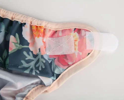 Vista 7 de Funda para pañales para recién nacidos con broche y pestaña de lavado, material PUL, 1 unidad
