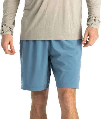 Vista 29 de Free Fly Pantalones cortos Breeze para hombre, entrepierna de 8 pulgadas, de secado rápido, ligeros, con protección solar UPF 50+