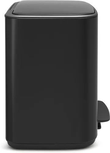 Vista 3 de Brabantia Bo - Basurero de cocina con compartimento individual, color negro mate, cubo interior de 9.5 galones, cubo de basura de cierre suave
