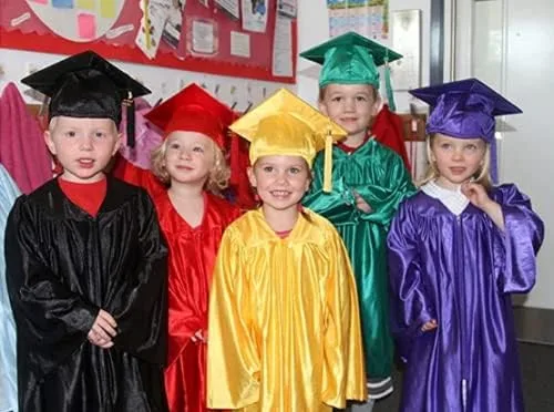 Vista 6 de MyGradDay Gorro de graduación brillante para jardín de infantes y preescolar con borla 2024