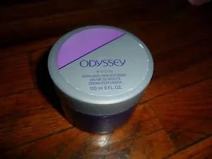 Vista 5 de Avon Odyssey PERFUMADO Suavizante para la piel