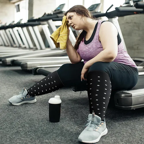 Vista 2 de FEYHAY Calcetines de compresión de cobre de talla grande (3 pares) de circulación de 20-30 mmHg es el mejor atlético y diario para hombres y mujeres