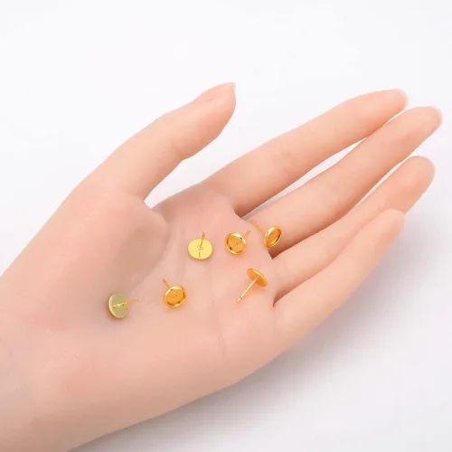 Vista 4 de Adabele - 20 piezas hipoalergénicas resistentes al deslustre, chapados en oro amarillo de 18 quilates, bandeja de bisel para aretes redondos