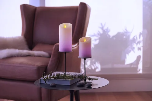 Vista 5 de Luminara Vela LED sin llama que cambia de color de 3 x 4.5 pulgadas, llama móvil de cera real, funciona con pilas con control remoto de 18 botones