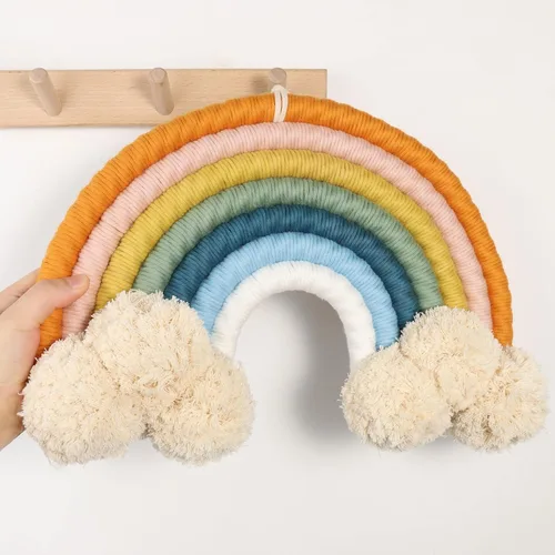 Vista 2 de Arco iris de macramé, decoración de cuarto de bebé, decoración bohemia arco iris, colgante de pared grande arcoíris