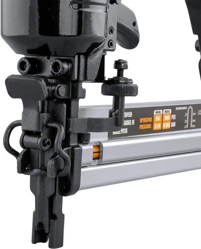 Vista 3 de Freeman PFS18 - Grapadora neumática de calibre 18 de 7/8 pulgadas con gancho para cinturón