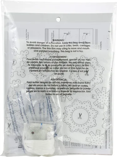 Vista 3 de Bucilla Kit de adornos de apliques de fieltro, 16 piezas, elegantes copos de nieve navideños