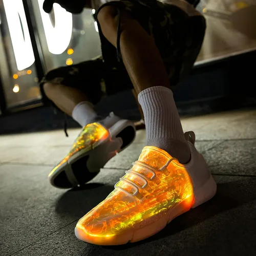 Vista 4 de PYYIQI Zapatos de fibra óptica LED con luz para mujeres y hombres, tenis luminosos intermitentes para festivales, Navidad, Halloween, fiesta de Año