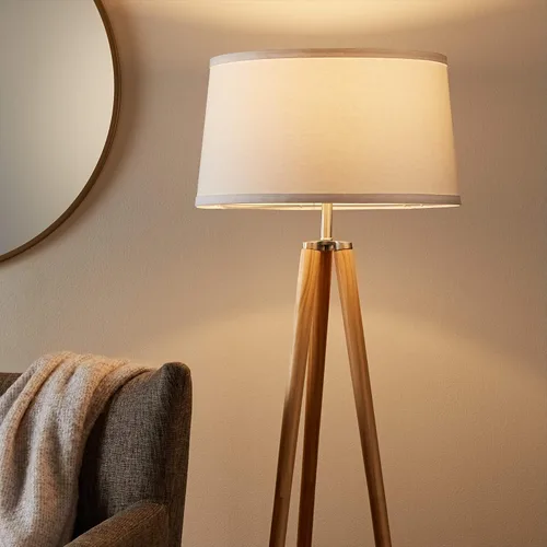 Vista 9 de Amazon Basics Bombillas LED A19 equivalentes a 100 W, color blanco suave (2700 K), eficiencia energética de 15 W, no regulable, vida útil de 10.000