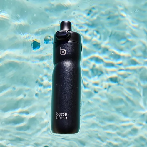 Vista 7 de BOTTLE BOTTLE Botella de agua aislada con asa 24 oz negro