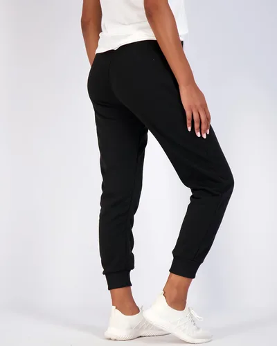 Vista 3 de Real Essentials Paquete de 3 pantalones deportivos de vellón de ajuste relajado para mujer estilo casual y deportivo disponible en tallas grandes