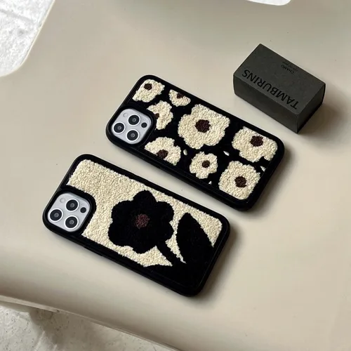 Vista 6 de Funda con diseño de flores retro, bonita funda negra floral para iPhone 13, fabulosa funda de protección femenina peluda para iPhone 13