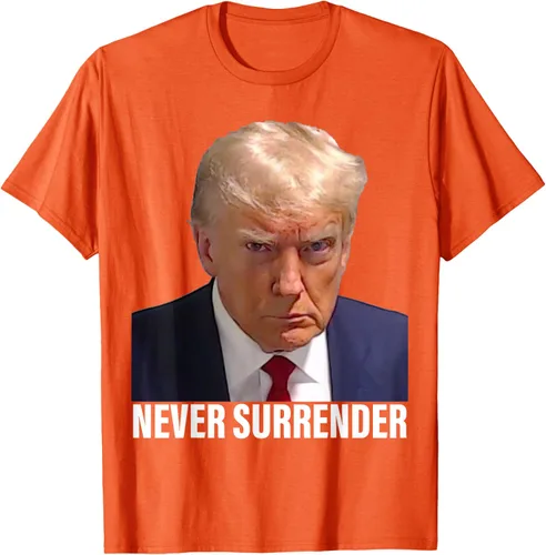 Vista 52 de Camiseta Pro Trump Mugshot Never Surrender para hombre y mujer, Negro