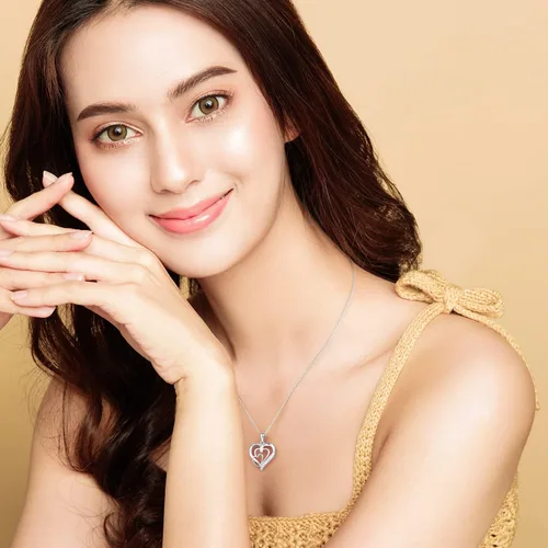 Vista 2 de Regalos para abuela, collar de corazón de plata de ley 925 con relleno de oro blanco de 18 quilates, regalos de cumpleaños de nietos para mujeres