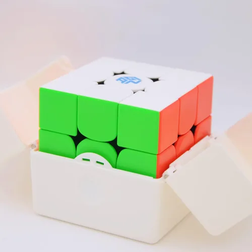 Vista 7 de Bukefuno GAN 11 M Pro 3x3 Velocidad magnética Magic Cube sin pegatinas GAN11M Pro 3x3x3 Puzzle Magic Cube (GAN11 M Pro Negro Frosted Kernel Version)