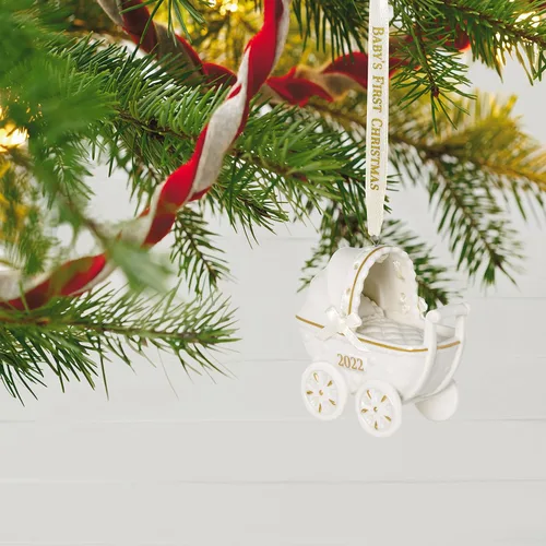 Vista 6 de Hallmark Keepsake Adorno de Navidad 2022, Primer cochecito de Navidad del bebé, porcelana