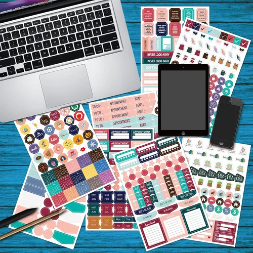 Vista 7 de Y&I - Kit de diario de viñetas punteadas de tapa dura A5 con 184 páginas numeradas, papel grueso de 120GSM, plantillas, calcomanías, bolígrafos