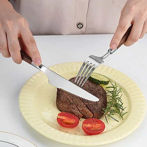 Vista 3 de Juego de cubiertos para 4, 16 piezas de cubiertos de acero inoxidable con mango de madera, incluye cuchillo para carne, tenedor y cuchara, juego