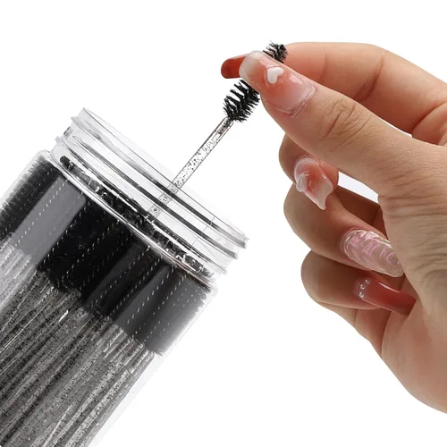 Vista 4 de 100 piezas de varitas de rímel desechables, cepillos espirales de cejas de cristal para extensiones de pestañas, cepillos de pestañas negros