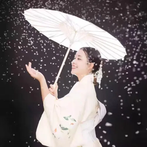 Vista 6 de Bestage Sombrilla de seda de bambú hecha a mano de 33 pulgadas con aceite de seda de bambú para arte chino japonés clásico sombrilla de baile