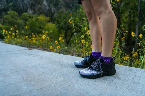 Vista 6 de Swiftwick - Calcetines ASPIRE ZERO para correr y ciclismo