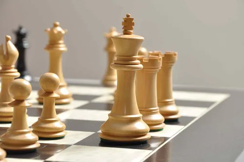 Vista 6 de The House of Staunton - The Congress Chess Set - Pieces Only - 3.75" King