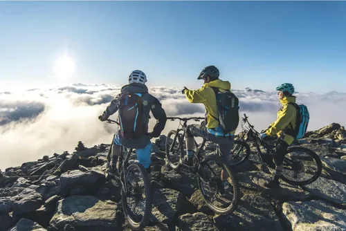 Vista 8 de CamelBak M.U.L.E. Mountain Bike Hydration Pack