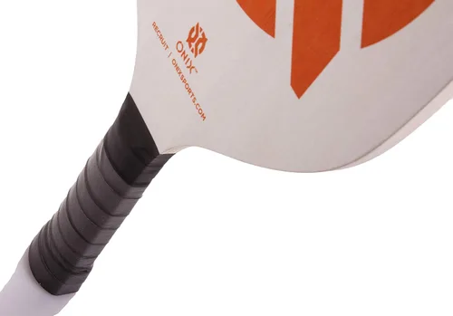 Vista 10 de Recruit by Onix - Juego de iniciación de pickleball - Incluye dos paletas de madera de álamo y dos bolas amarillas