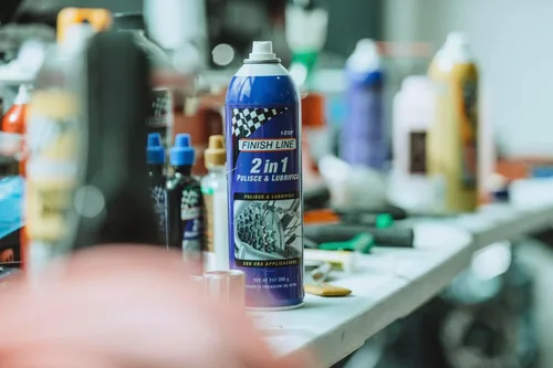 Vista 7 de Finish Line Limpiador y lubricante de 1 paso 17 fl oz