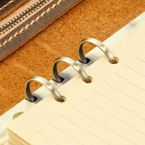 Vista 6 de Agenda Organizadora de Cuero Personalizada Tamaño A5, Cuaderno de Viaje con 6 Anillas, Cuaderno de Cuero Hecho a Mano, Regalo Personalizado