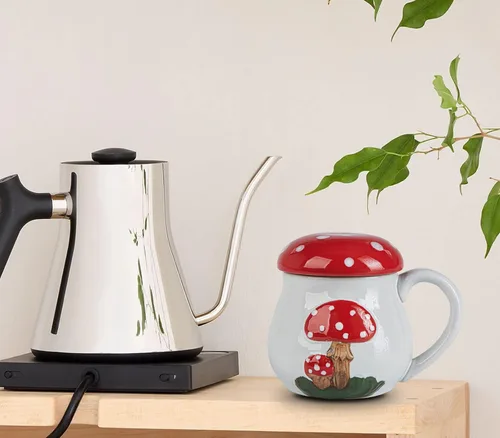 Vista 2 de Bonita taza de hongo con tapa, taza grande de cerámica para café y té, regalo divertido para mujeres