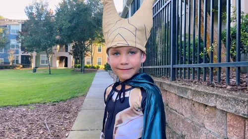 Vista 3 de DJYLBV Disfraz de superhéroe para niños y niñas, overol de Halloween para cosplay de 5 a 12 años