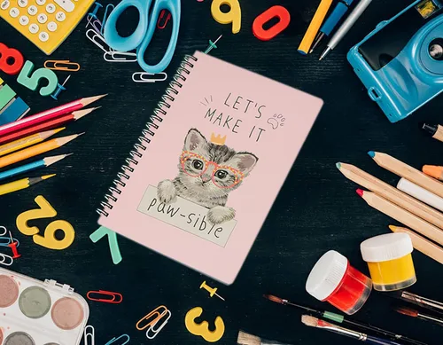 Vista 3 de Yansanido Cuaderno de espiral, 4 piezas A5 de tapa dura gruesa con diseño de gato, 0.315 in, 4 colores, 80 hojas, 160 páginas para estudio y notas