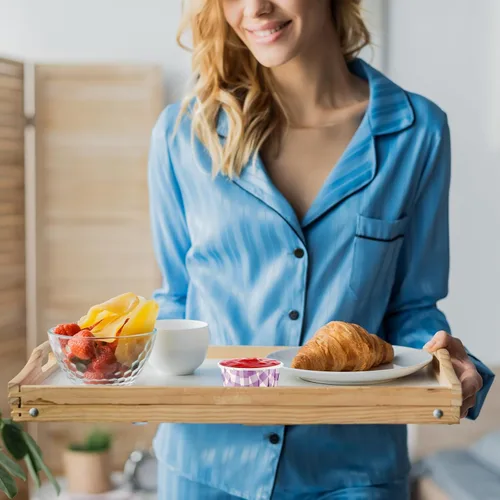 Vista 5 de Nuogo 500 vasos desechables de 1.5 onzas para soufflé, mini vasos de papel para muestra de condimentos pequeños para salsa de tomate, sacramento