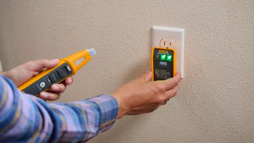 Vista 6 de Fluke BK120 SmartTrace Buscador de Disyuntores y Probador de Enchufes